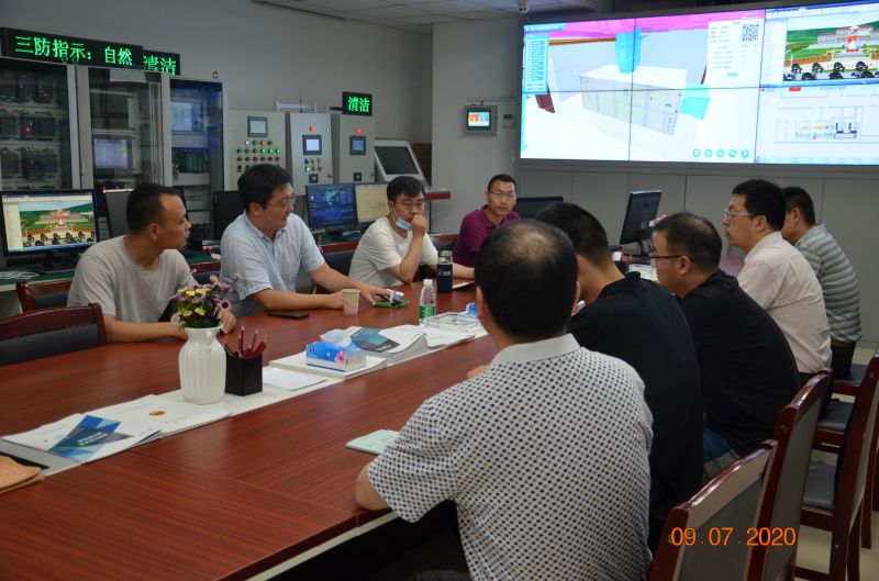 海軍勤務(wù)學(xué)院曹主任和天津大學(xué)郭教授一行來我公司指導(dǎo)并洽談合作